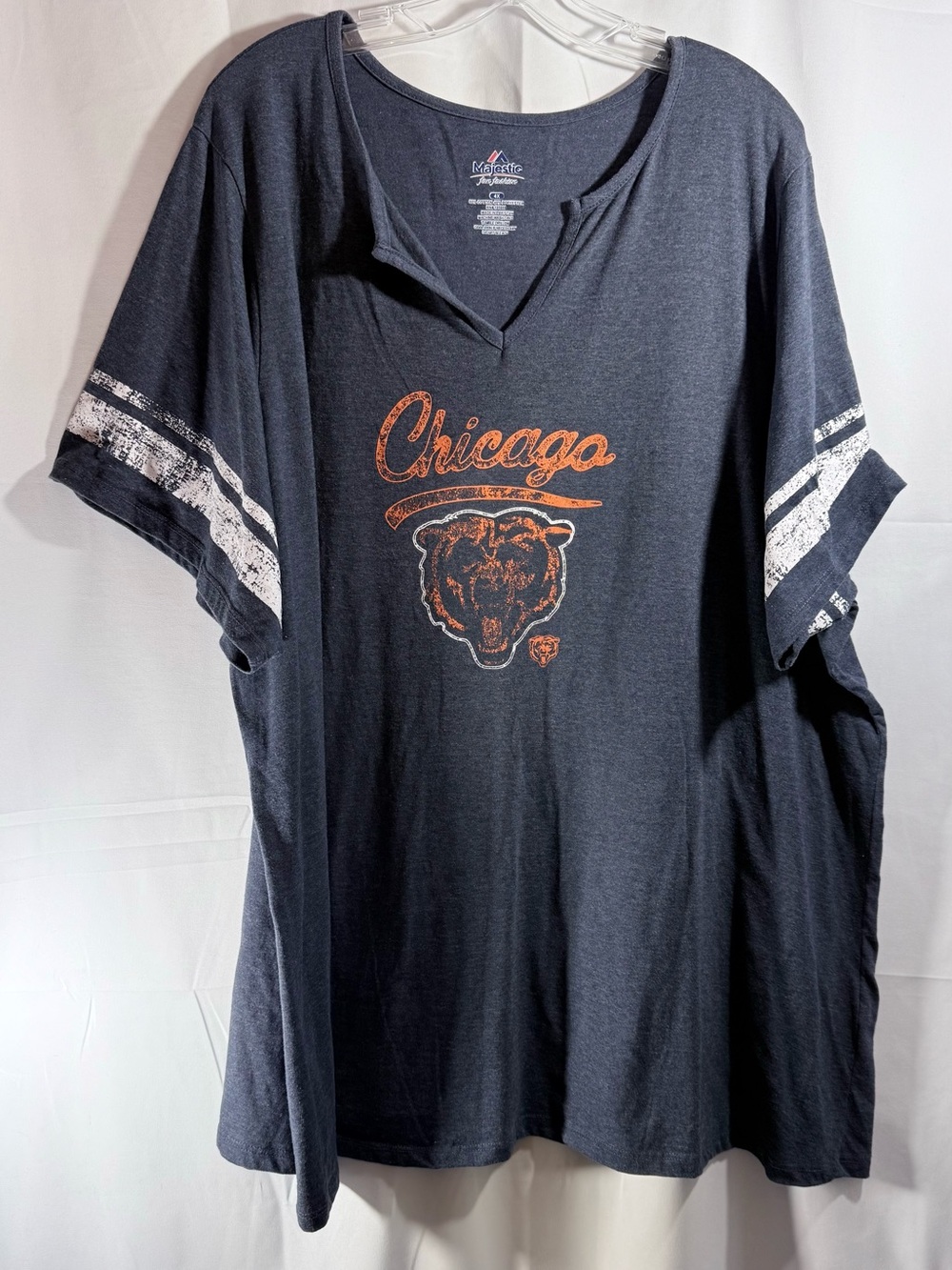 Majestic Fan Fashion NFL Chicago Bears V-Neck Tee Size 4X